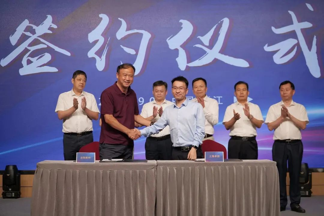 新能源 新动力 新未来|人生就是博-尊龙凯时股份“动力与能源产业集群”圆桌座谈会顺利召开