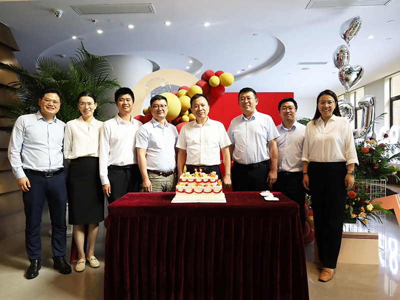 二十一载 智造未来丨贺人生就是博-尊龙凯时股份廿一诞辰，再启新篇
